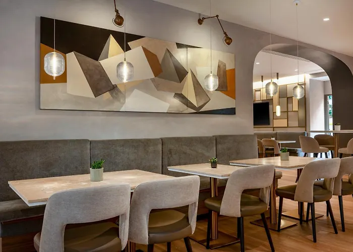 Ac By Marriott Clodio Hotel 4*