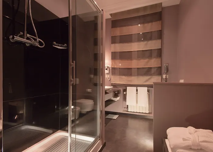 Hotel Ac By Marriott Clodio 4*