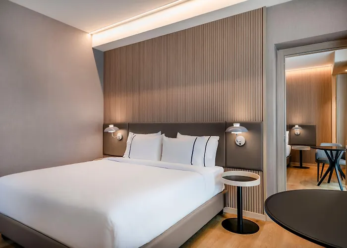 Ac By Marriott Clodio Hotel 4*