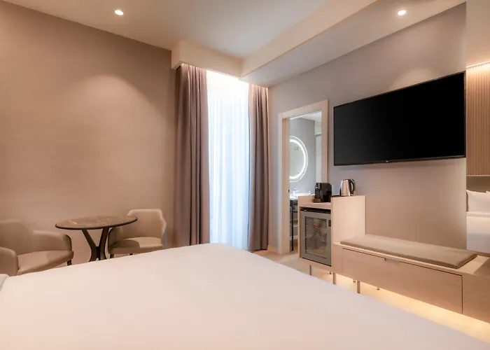 Ac By Marriott Clodio Hotel